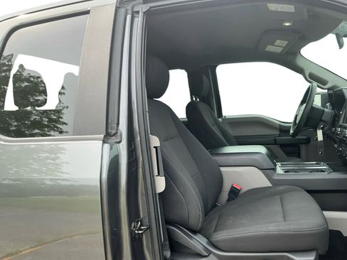 Used 2018 Ford F150 XL w/ Equipment Group 101A Mid AWD/4WD image 14