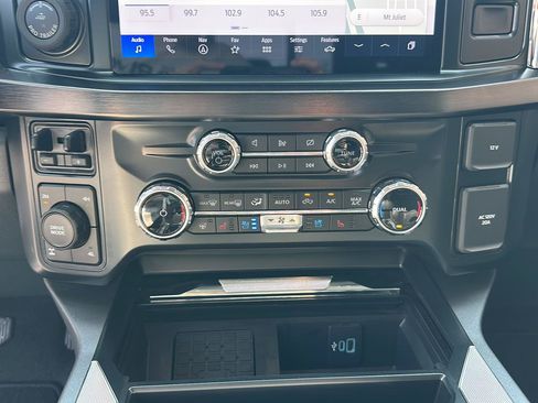 Certified 2023 Ford F350 Lariat w/ Lariat Ultimate Package AWD/4WD image 18