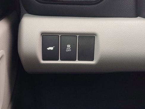 Used 2025 Honda Pilot Touring image 12