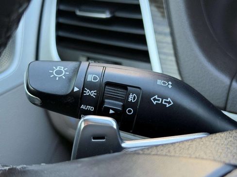 Used 2018 Genesis G80 3.8 w/ Option Group 02 image 47