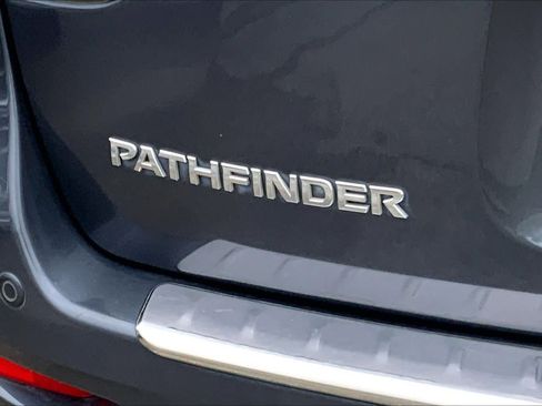 Used 2014 Nissan Pathfinder SL AWD/4WD image 10