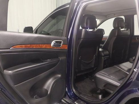 Used 2012 Jeep Grand Cherokee Limited w/ Mopar Chrome Edition Group AWD/4WD image 12