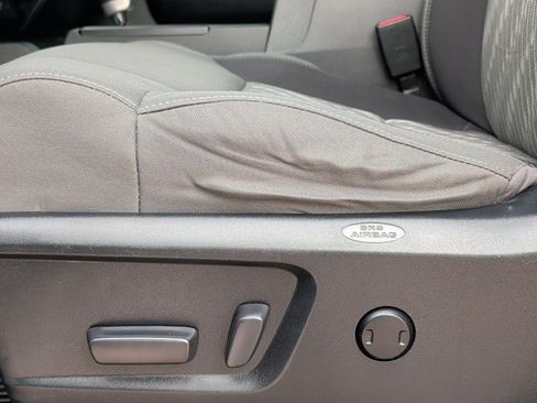 Used 2021 Toyota Tundra SR5 RWD image 10