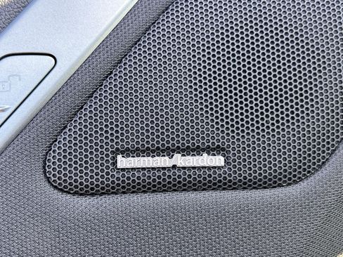 Used 2026 BMW iX xDrive60 w/ M Sport Package AWD/4WD image 23