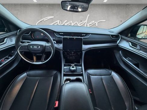 Used 2024 Jeep Grand Cherokee L Limited w/ Black Appearance Package image 20