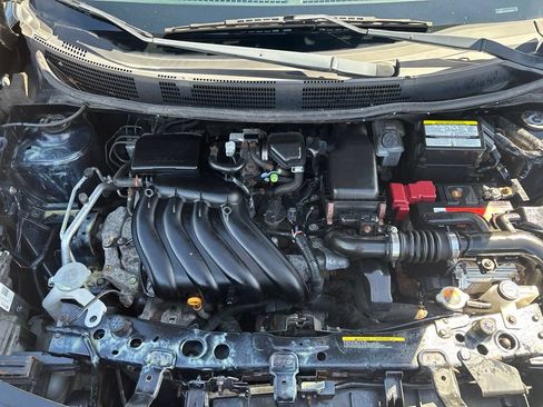 Used 2019 Nissan Versa SV FWD image 11