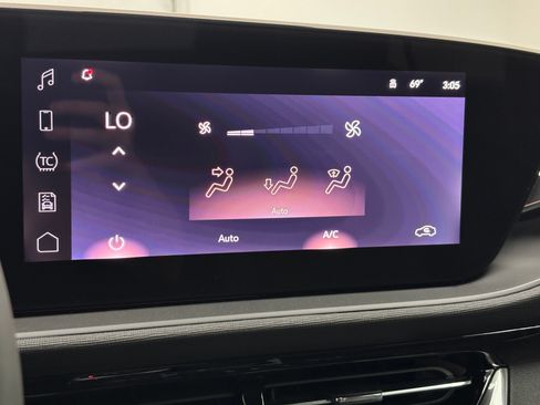 New 2026 Buick Envista Sport Touring w/ Convenience I Package FWD image 24