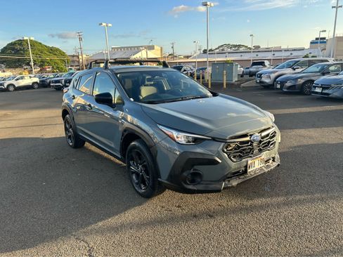 Used 2024 Subaru Crosstrek 2.0i AWD/4WD image 2