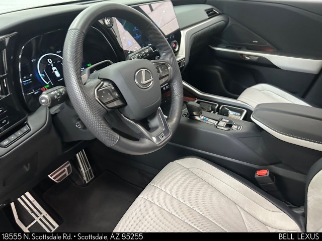 Used 2025 Lexus TX 500h AWD w/ Technology Package image 20
