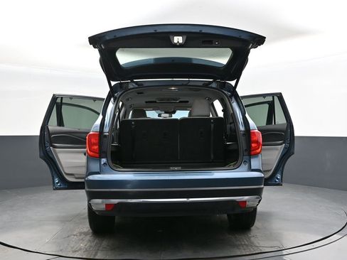 Used 2018 Honda Pilot Touring image 54