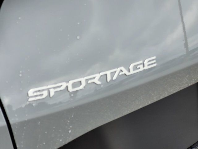 New 2026 Kia Sportage EX w/ EX Panorama Roof Package FWD image 6