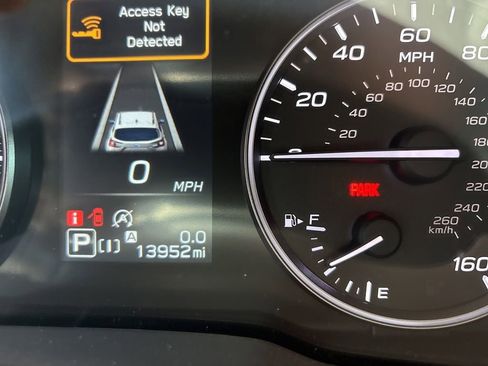 Certified 2024 Subaru Crosstrek 2.0i Premium AWD/4WD image 16