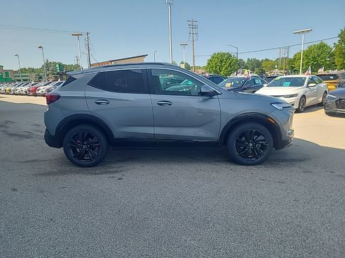 Used 2024 Buick Encore GX Sport Touring AWD/4WD image 8