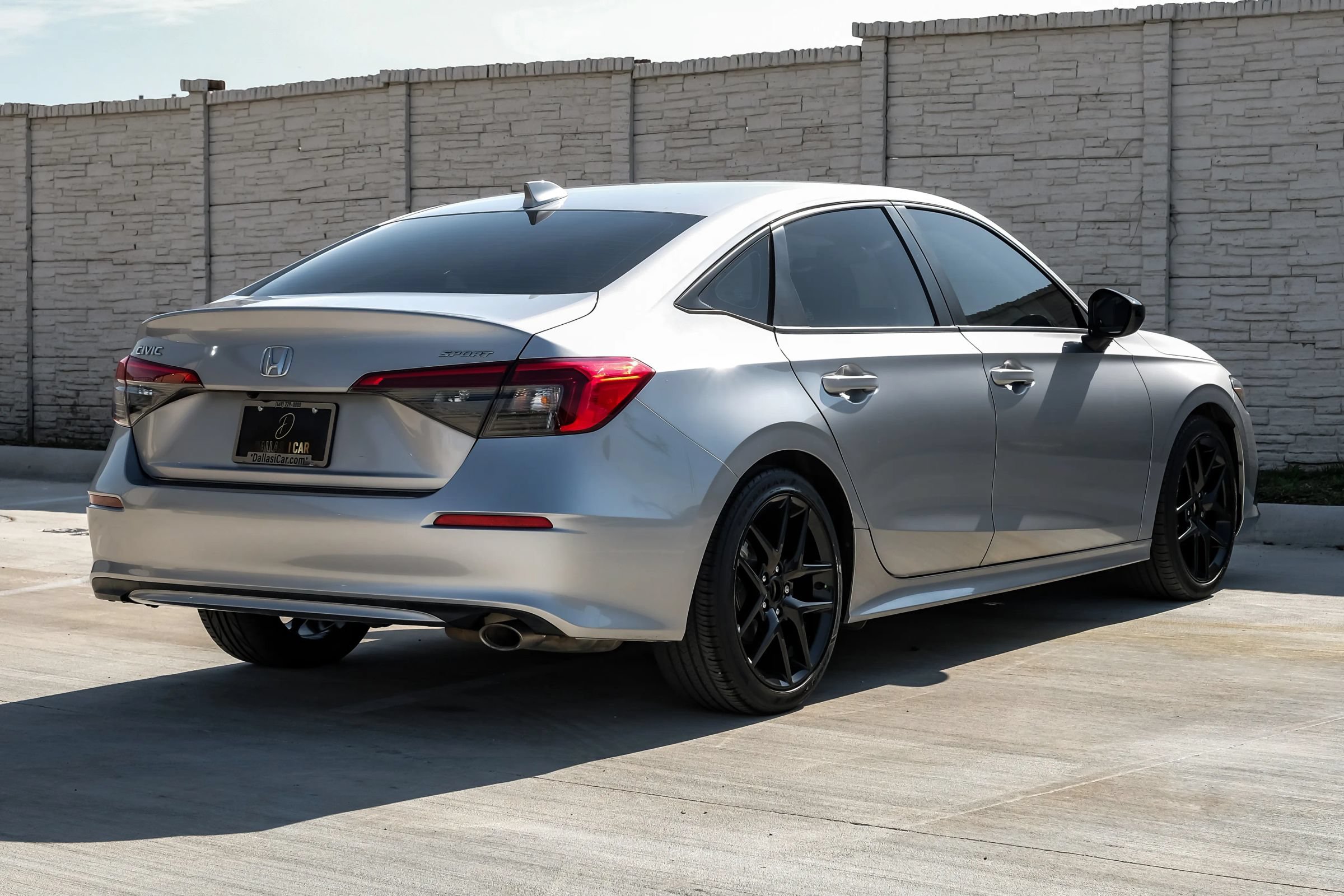 Used 2022 Honda Civic Sport image 11