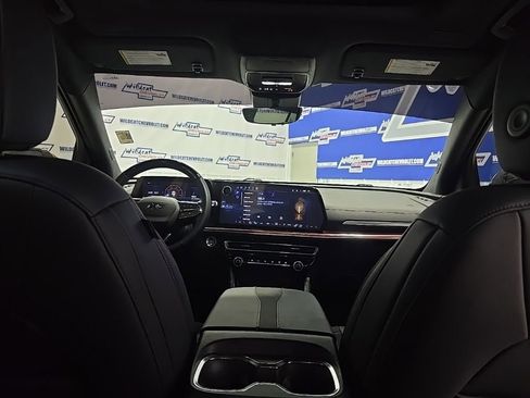 Used 2024 Chevrolet Traverse RS w/ LPO, Floor Liner Package image 28