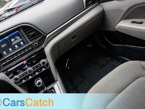 Used 2020 Hyundai Elantra SEL image 25