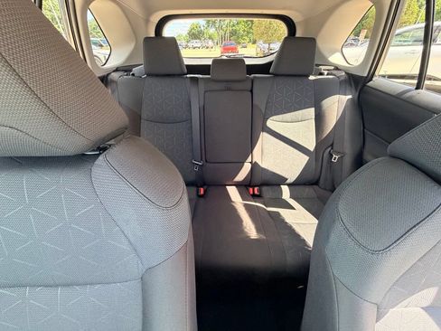Used 2025 Toyota RAV4 XLE AWD/4WD image 22