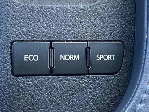 Used 2015 Toyota Avalon XLE Touring image 19