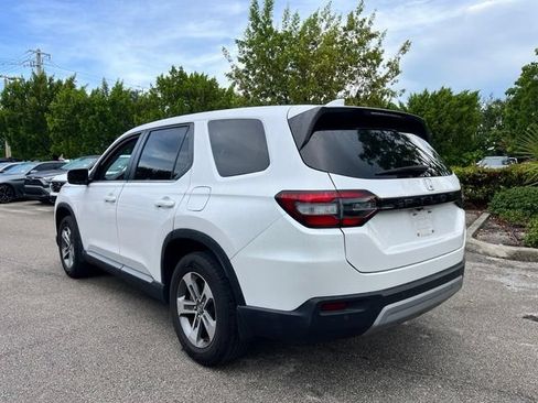 Used 2023 Honda Pilot EX-L image 4