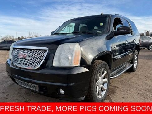 Used 2008 GMC Yukon Denali image 1