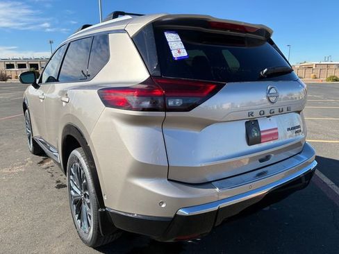 New 2026 Nissan Rogue Platinum w/ Platinum Premium Package image 4