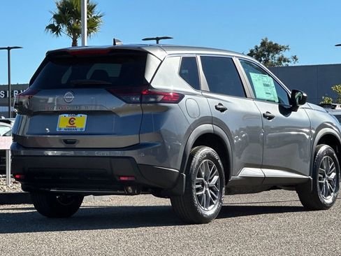 New 2026 Nissan Rogue S image 5