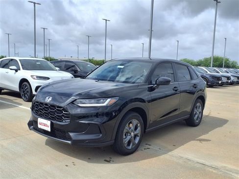 New 2026 Honda HR-V LX image 3