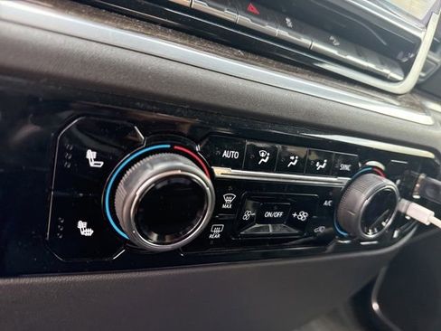 Used 2023 Chevrolet Silverado 1500 RST w/ Z71 Off-Road Package image 11