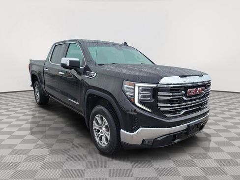Used 2025 GMC Sierra 1500 SLT AWD/4WD image 7