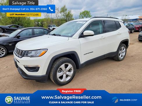 Used 2018 Jeep Compass Latitude w/ Popular Equipment Group AWD/4WD image 1