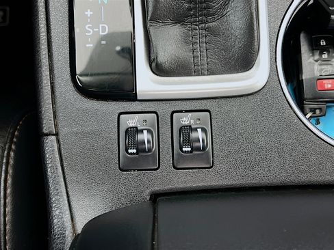 Used 2016 Toyota Highlander XLE w/ Protection Package #3 image 21