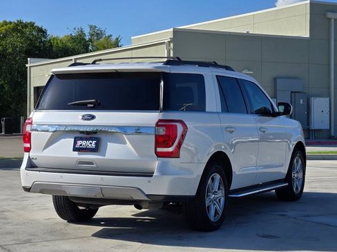 Used 2018 Ford Expedition XLT w/ Equipment Group 202A RWD image 5