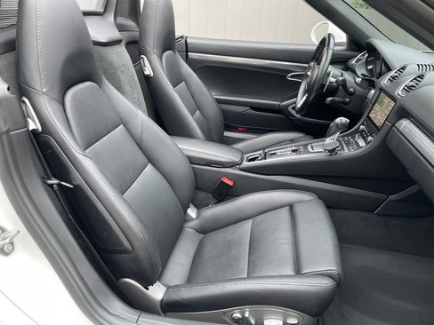 Used 2017 Porsche 718 Boxster S image 52