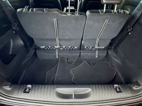 Used 2023 Chrysler Pacifica Touring-L w/ S Appearance Package FWD image 31