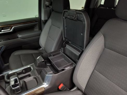 Used 2025 GMC Sierra 1500 Elevation w/ Preferred Package AWD/4WD image 30
