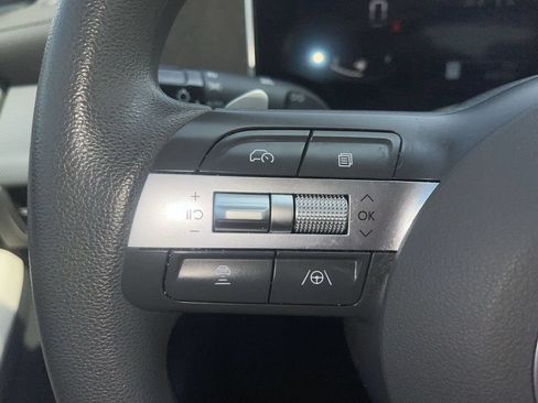 Used 2025 Hyundai Sonata SEL FWD image 17