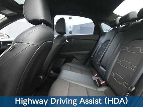 Used 2022 Kia Forte GT-Line w/ GT-Line Premium Package image 11