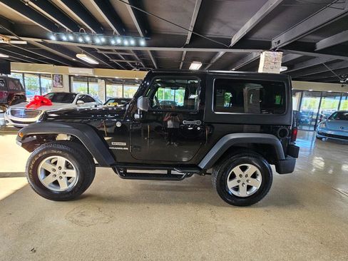 Used 2012 Jeep Wrangler Sport image 4