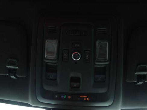 Used 2023 GMC Yukon AT4 w/ AT4 Premium Plus Package AWD/4WD image 33