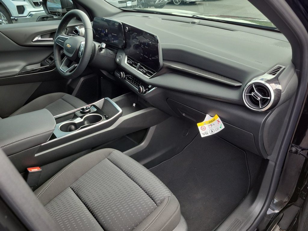 New 2027 Chevrolet Equinox LT FWD image 29