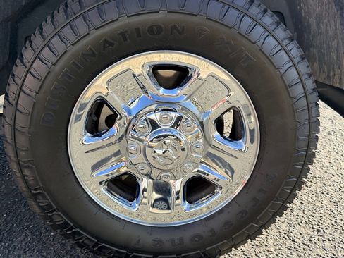 Used 2024 RAM 2500 Tradesman w/ Chrome Appearance Group image 43