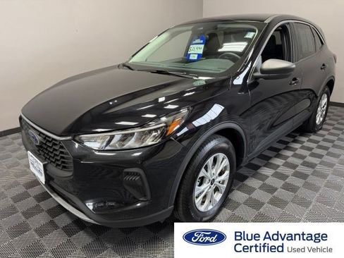Used 2023 Ford Escape Active w/ Tech Pack #1 AWD/4WD image 1