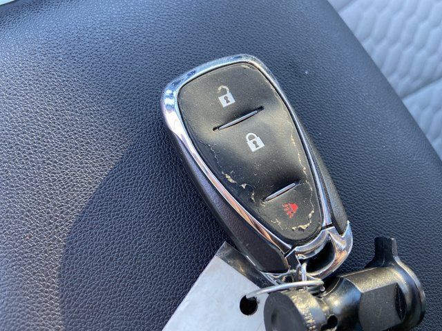 Used 2020 Chevrolet Equinox LS FWD image 43