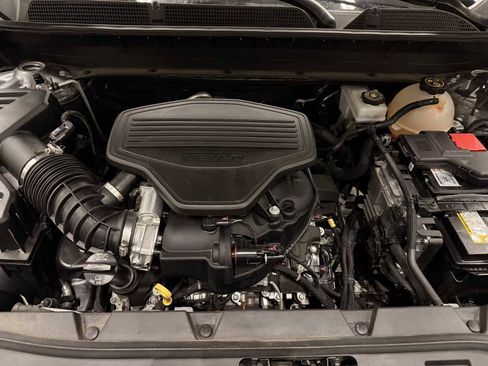 Used 2023 GMC Acadia Denali w/ Denali Technology Package image 22