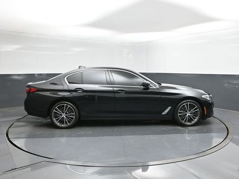 Used 2022 BMW 540i w/ Premium Package image 11