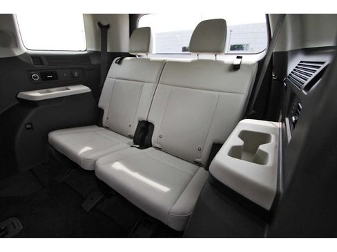 Used 2025 Hyundai Santa Fe Calligraphy FWD image 13