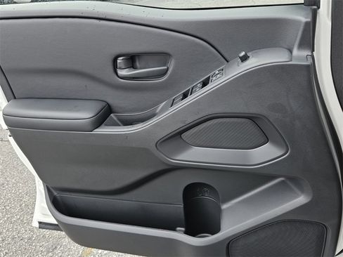 New 2026 Nissan Frontier SV image 29