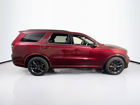 Used 2023 Dodge Durango R/T w/ Tow 'N Go Package AWD/4WD image 4