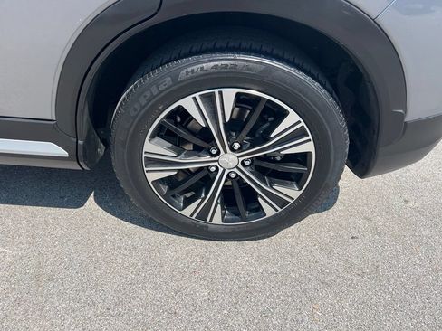 Used 2020 Mitsubishi Eclipse Cross SE FWD image 15