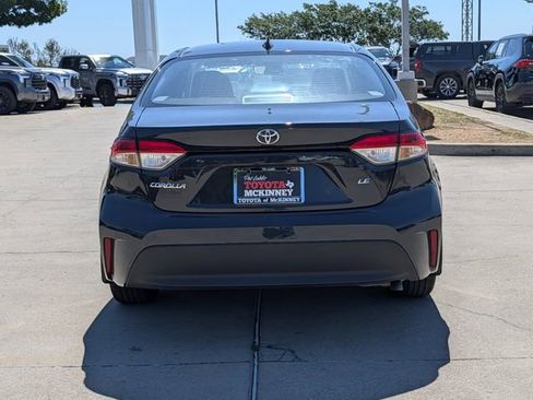 Used 2025 Toyota Corolla LE FWD image 7